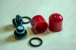 KIT PURGADORES AIRE PARA HORQUILLAS FOX 36/38/40 -Bicicleta Piezas Tienda kit purgadores aire para horquillas fox 1 3